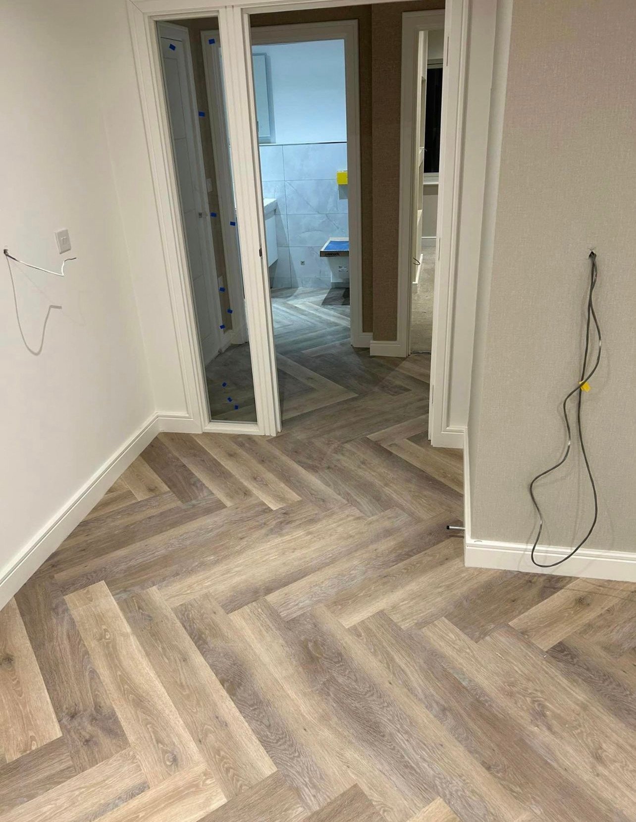 Latte%20and%20croissant